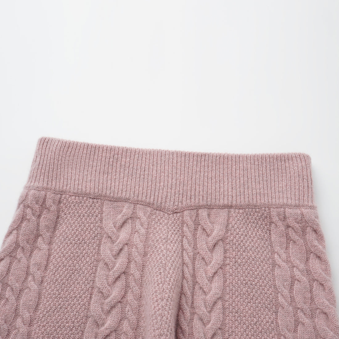 “Spring Diary” 100% Cashmere 立體編結針織短褲—Rosé Manuscript玫瑰詩稿