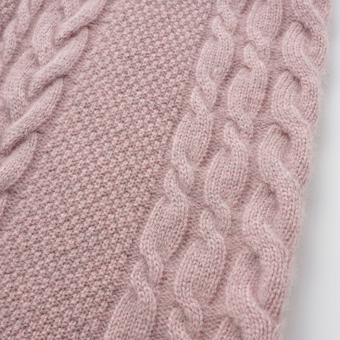 “Spring Diary” 100% Cashmere 立體編結針織短褲—Rosé Manuscript玫瑰詩稿