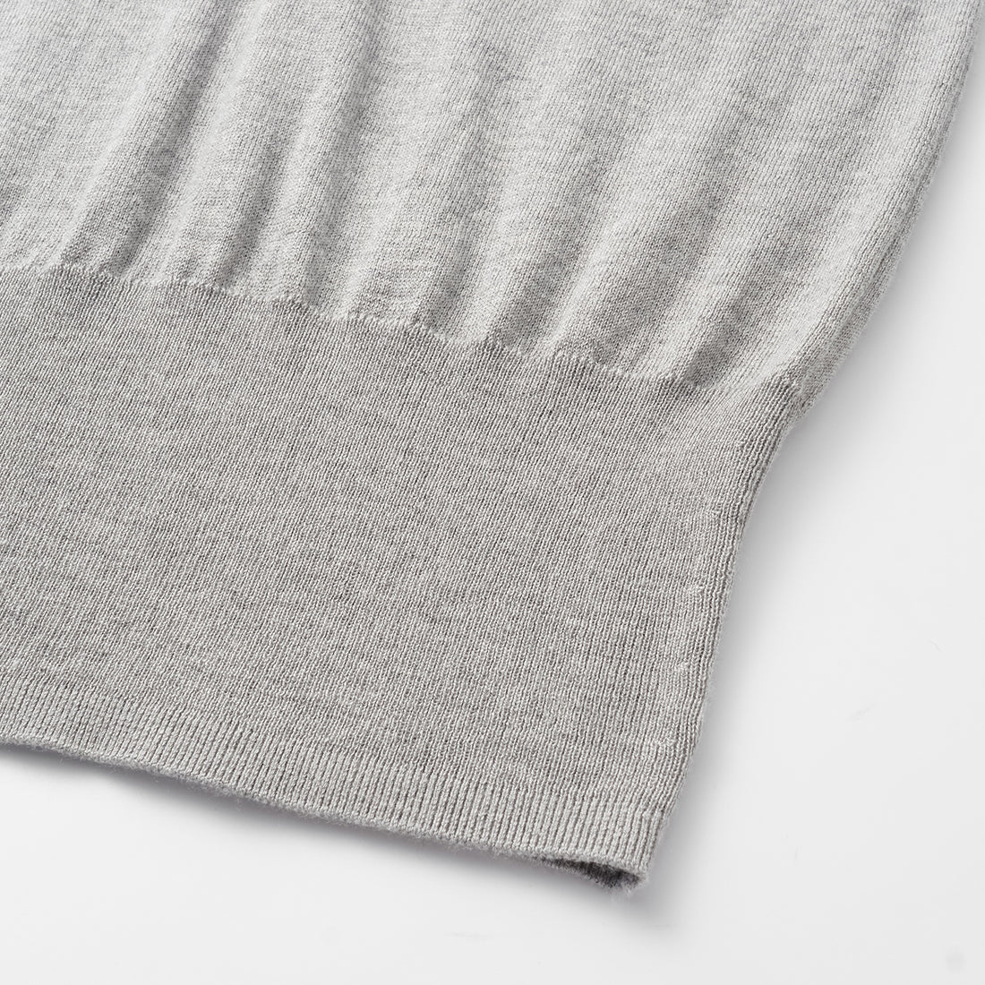 "Spring diary." Herringbone lace Silk Cashmere knitted vest - Ash
