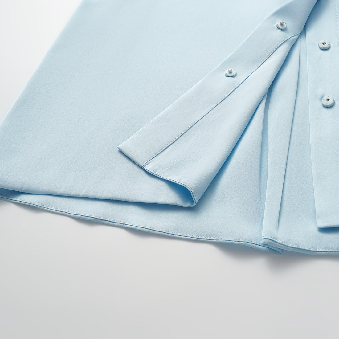"Lazily in the Spring" 100% mulberry silk chiffon three-dimensional tailoring Chinese style blouse - sky blue