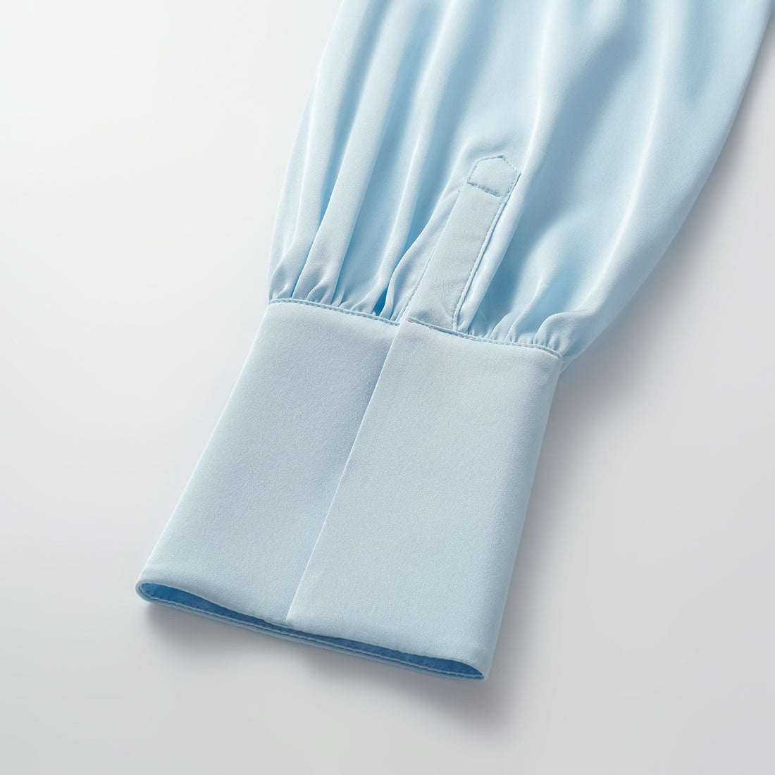 "Lazily in the Spring" 100% mulberry silk chiffon three-dimensional tailoring Chinese style blouse - sky blue