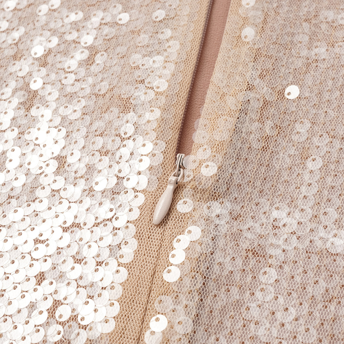 “Daytime Party.” Sparkling Wave Slim Fit Top
