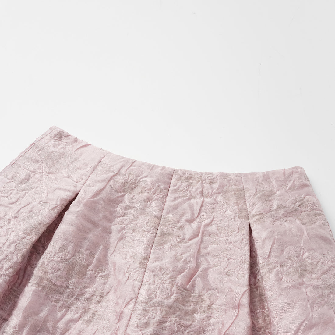 "Spring" Ice Crystal Jacquard Shorts - Rose Dew