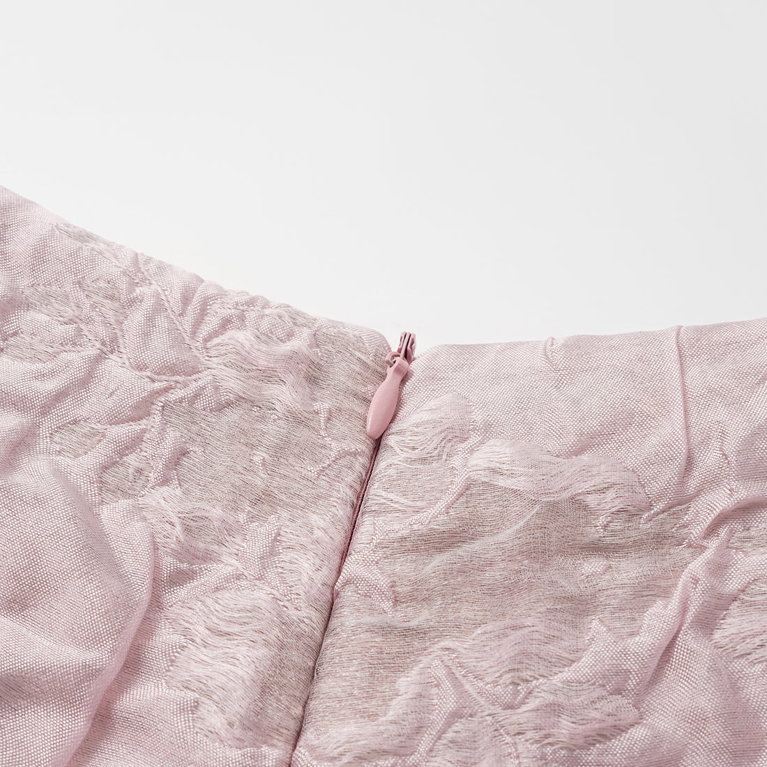"Spring" Ice Crystal Jacquard Shorts - Rose Dew