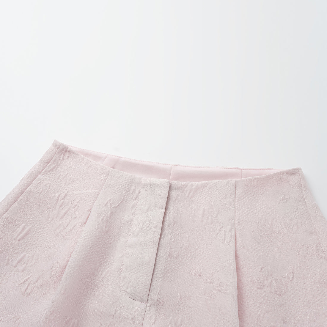 "Tea Banquet" Silver Jacquard Shorts - Pink Hibiscus