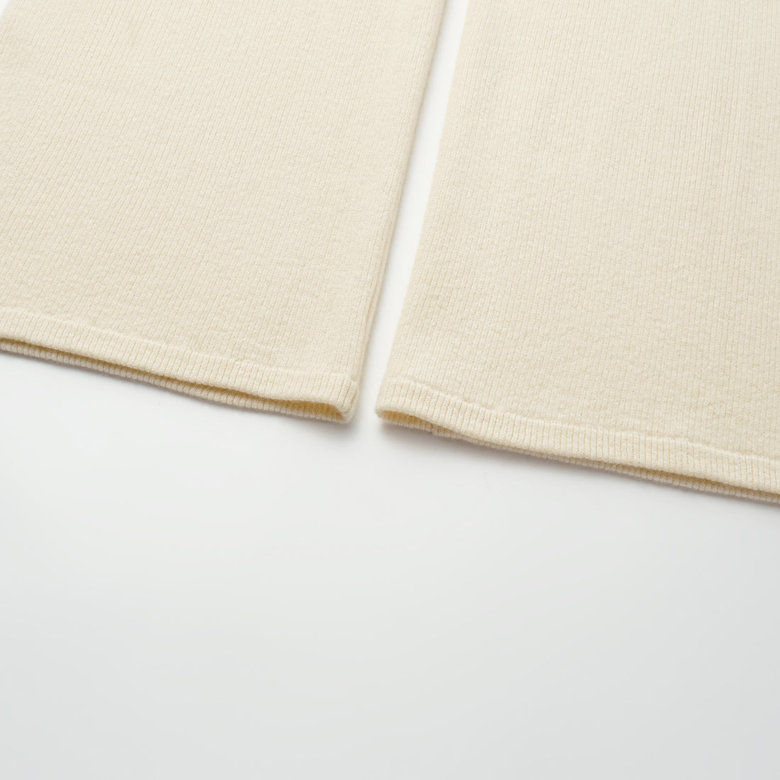 “Winter Diary” 100% Cashmere 重磅立體打褶闊腿褲—白