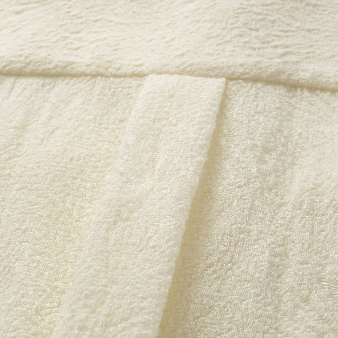 "Lazily Leaning on Spring" Wool Jacquard Chinese Knitted Suit - Autumn Porcelain Reflecting the Snow