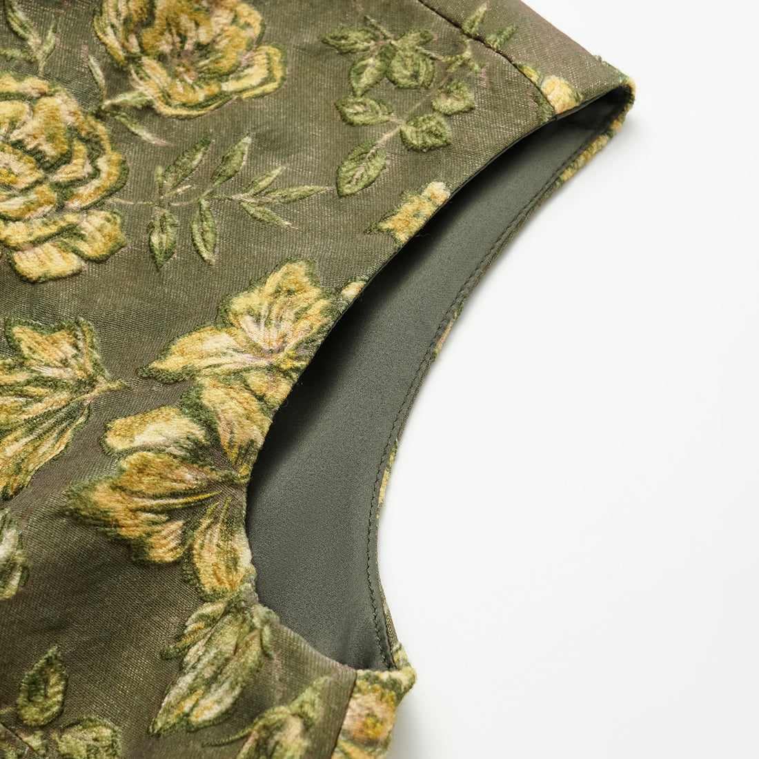 "Imperial Garden Teatime" Silk Wool Light Chinese Style Suit - Green