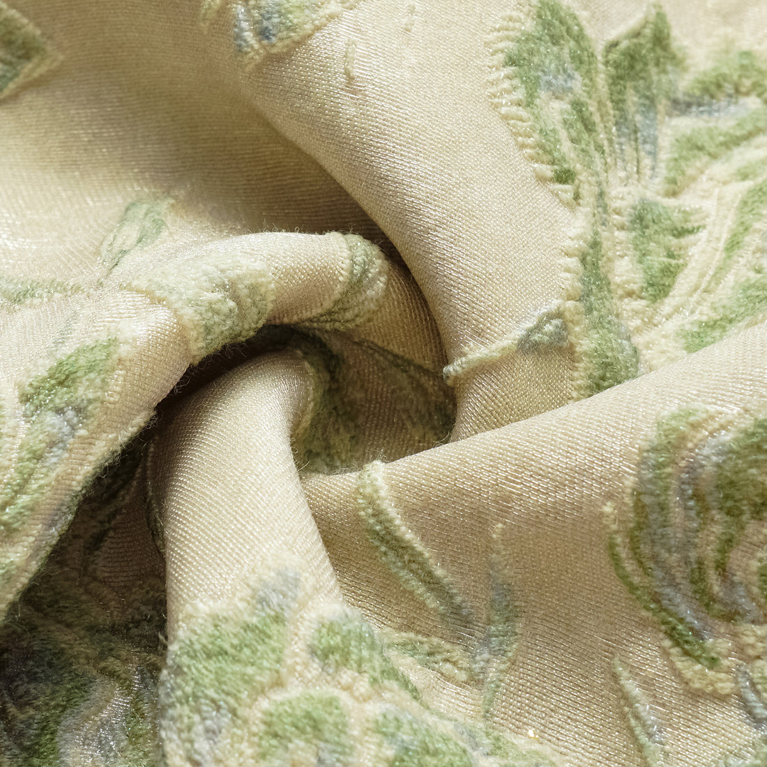 "Imperial Garden Teatime" Silk and Wool Light Chinese Style Suit - Off-White