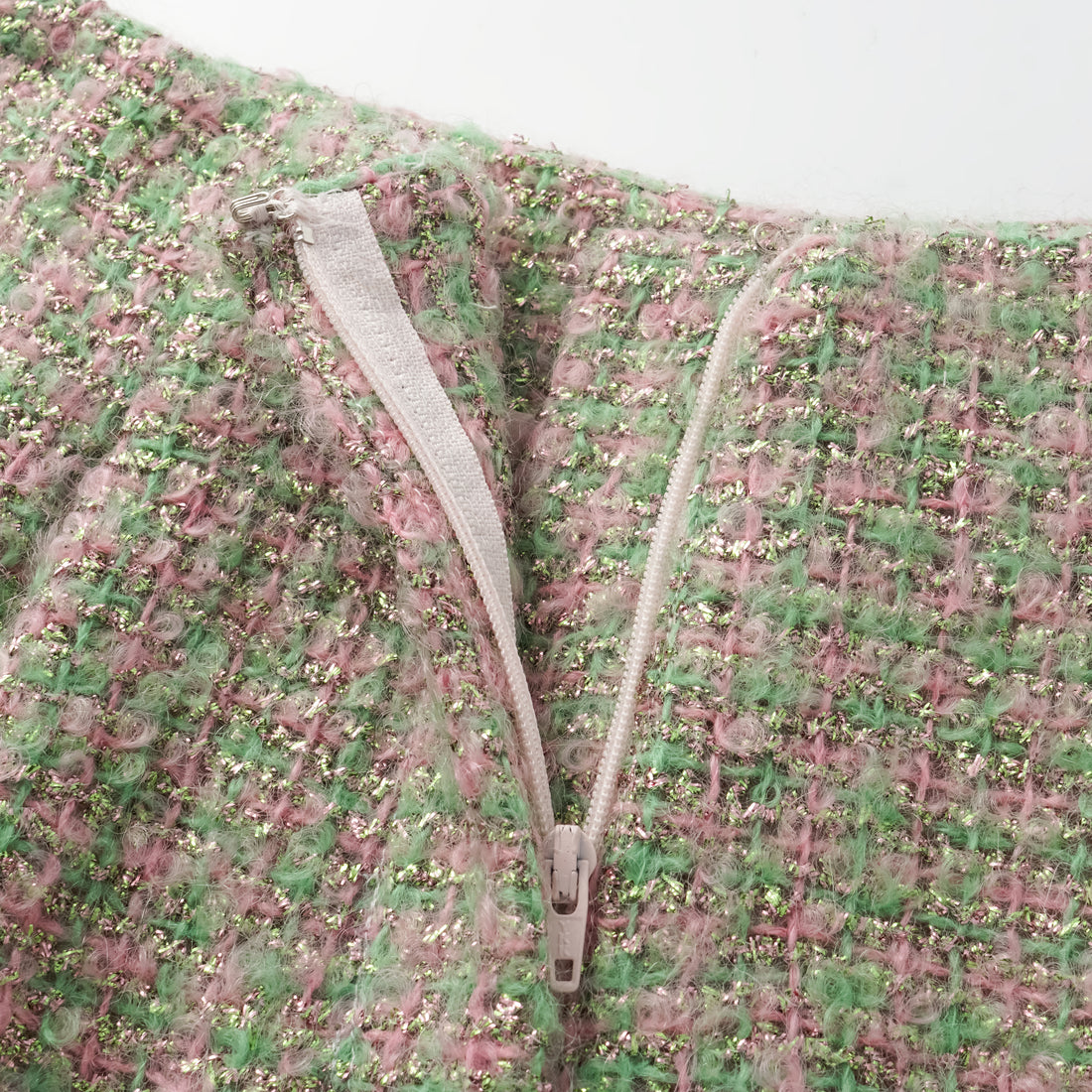 "Breeze boucle" British top light tweed shorts - Easter Garden