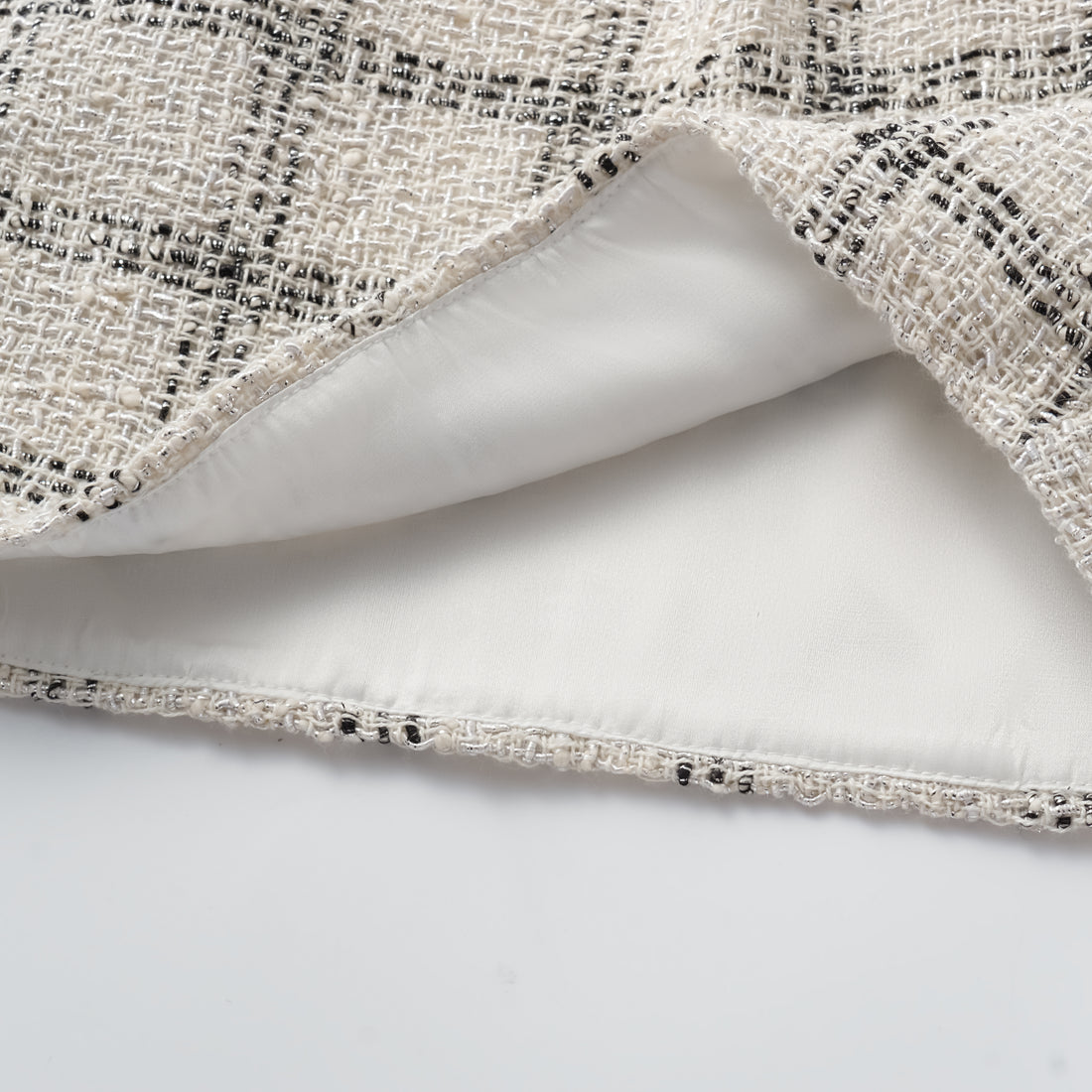 "Breeze boucle" British top light tweed shorts - Gin Tonic