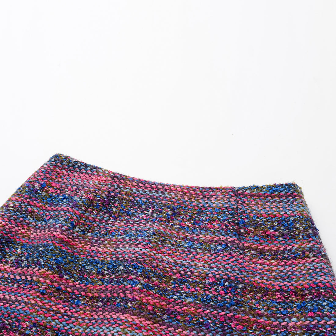 “Chelsea teatime.” Tweed culottes—Berry Happy