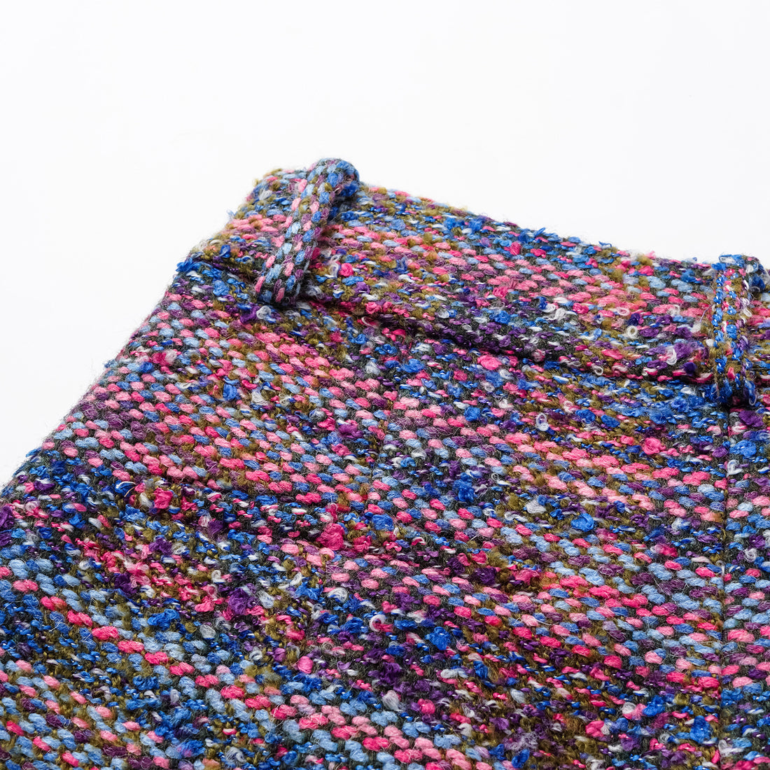 “Chelsea teatime.” Tweed shorts—Berry Happy