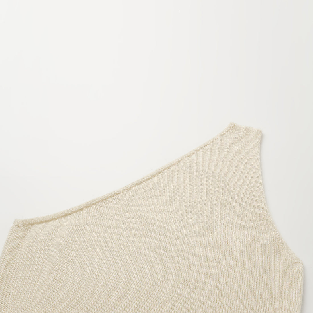 "Autumn Diary" 100% Cashmere Off-shoulder Top—Milk