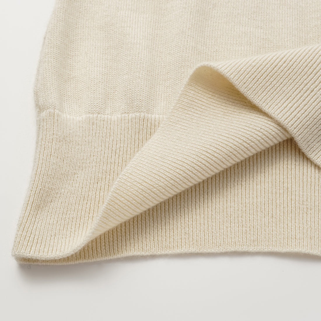 "Autumn Diary" 100% Cashmere Off-shoulder Top—Milk