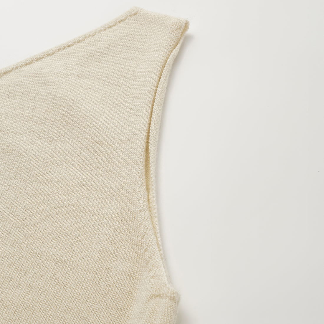 "Autumn Diary" 100% Cashmere Off-shoulder Top—Milk