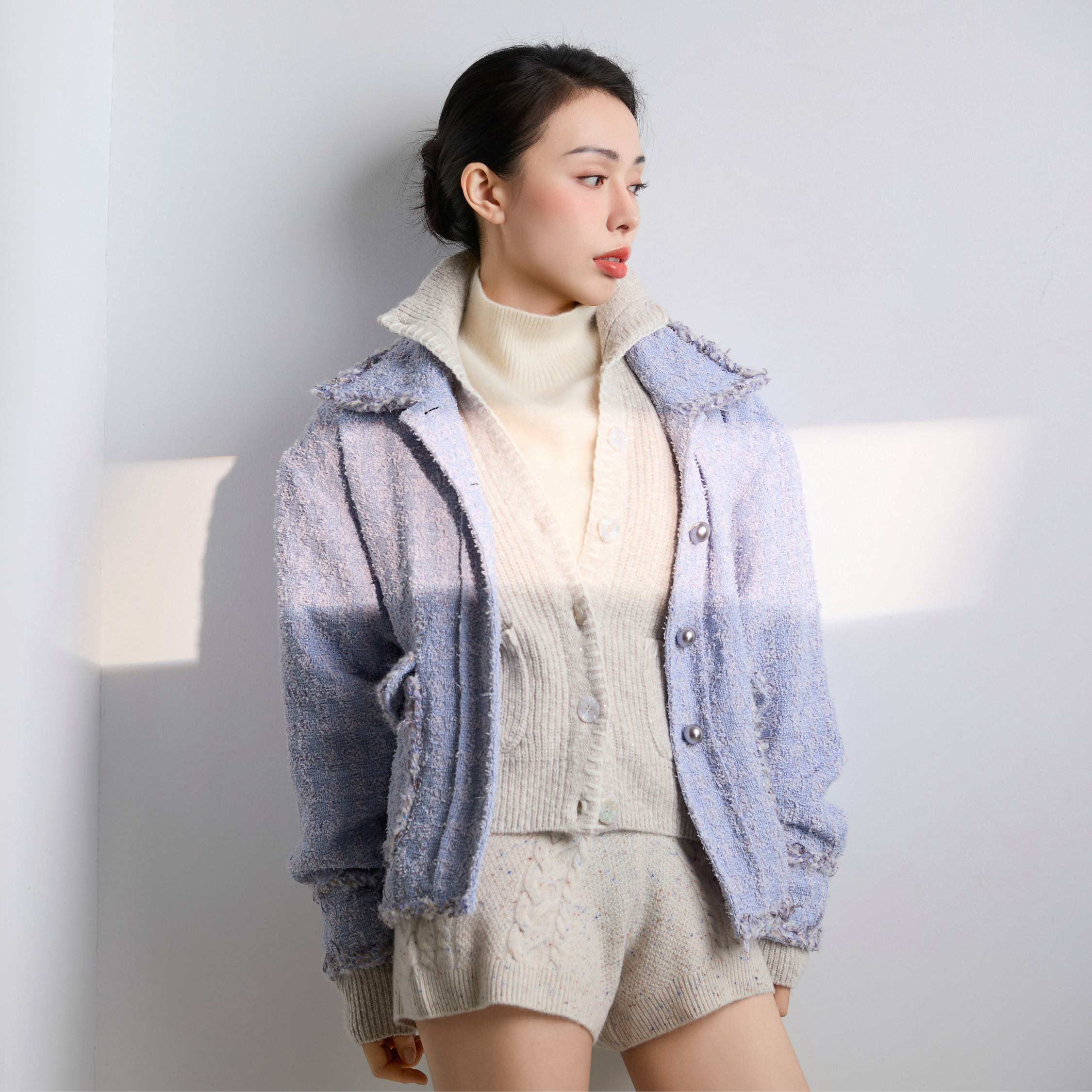 “Tokyo’Hours” 西班牙千鳥紋簇絨工藝Oversized花呢外套—Violet Hour紫韻漫境