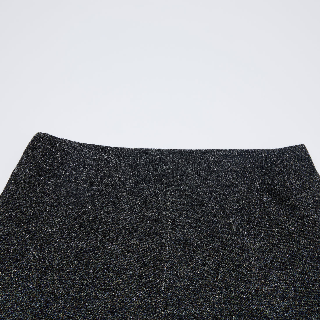 “Spring Diary”真絲長絨棉細針柔感星點針織裙—Night Ink 星夜墨影