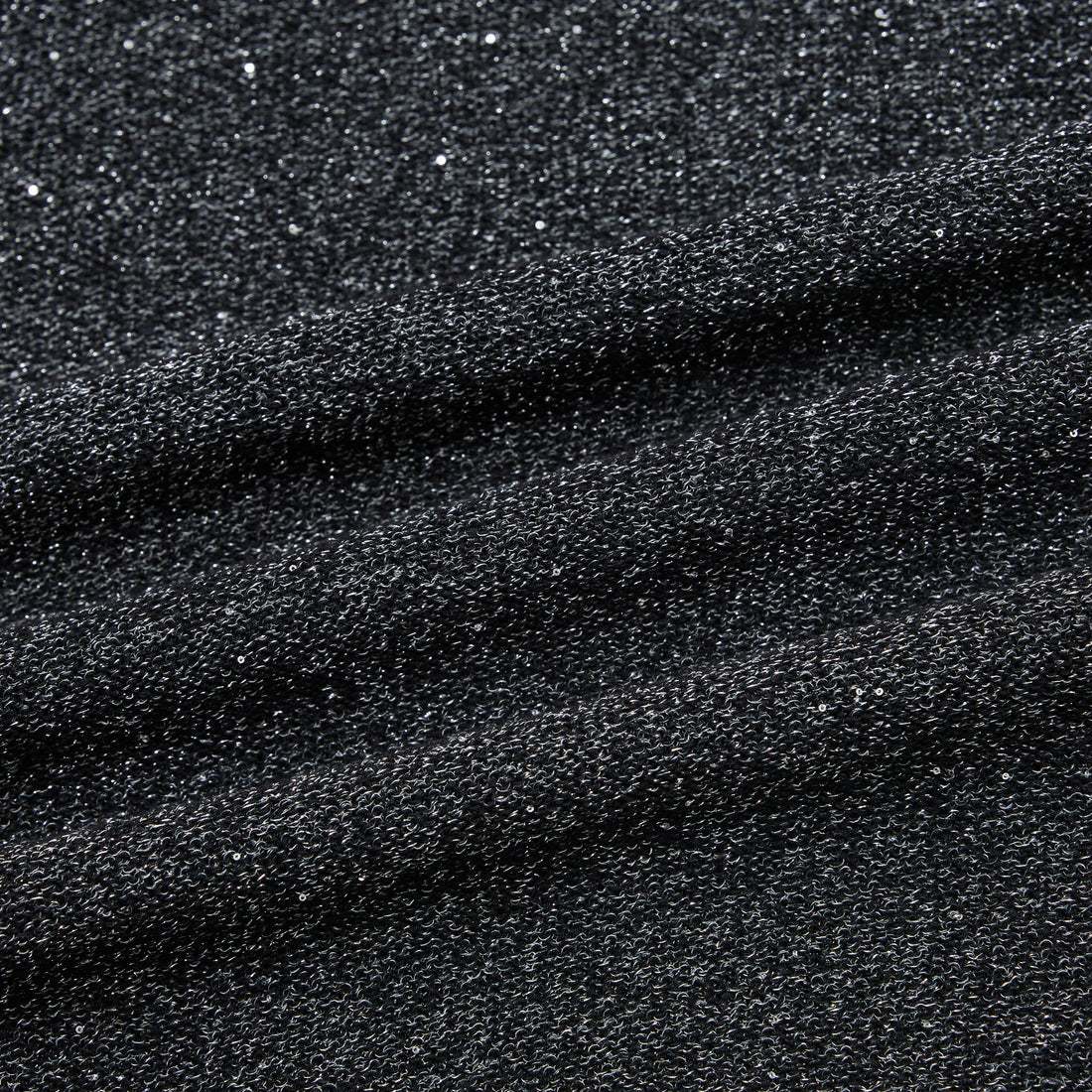 “Spring Diary”真絲長絨棉細針柔感星點針織裙—Night Ink 星夜墨影