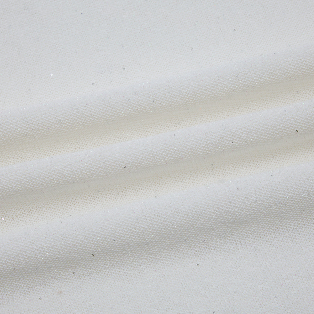 “Spring Diary”真絲長絨棉細針柔感星點針織上衣—Soft Parchment 柔紙之境