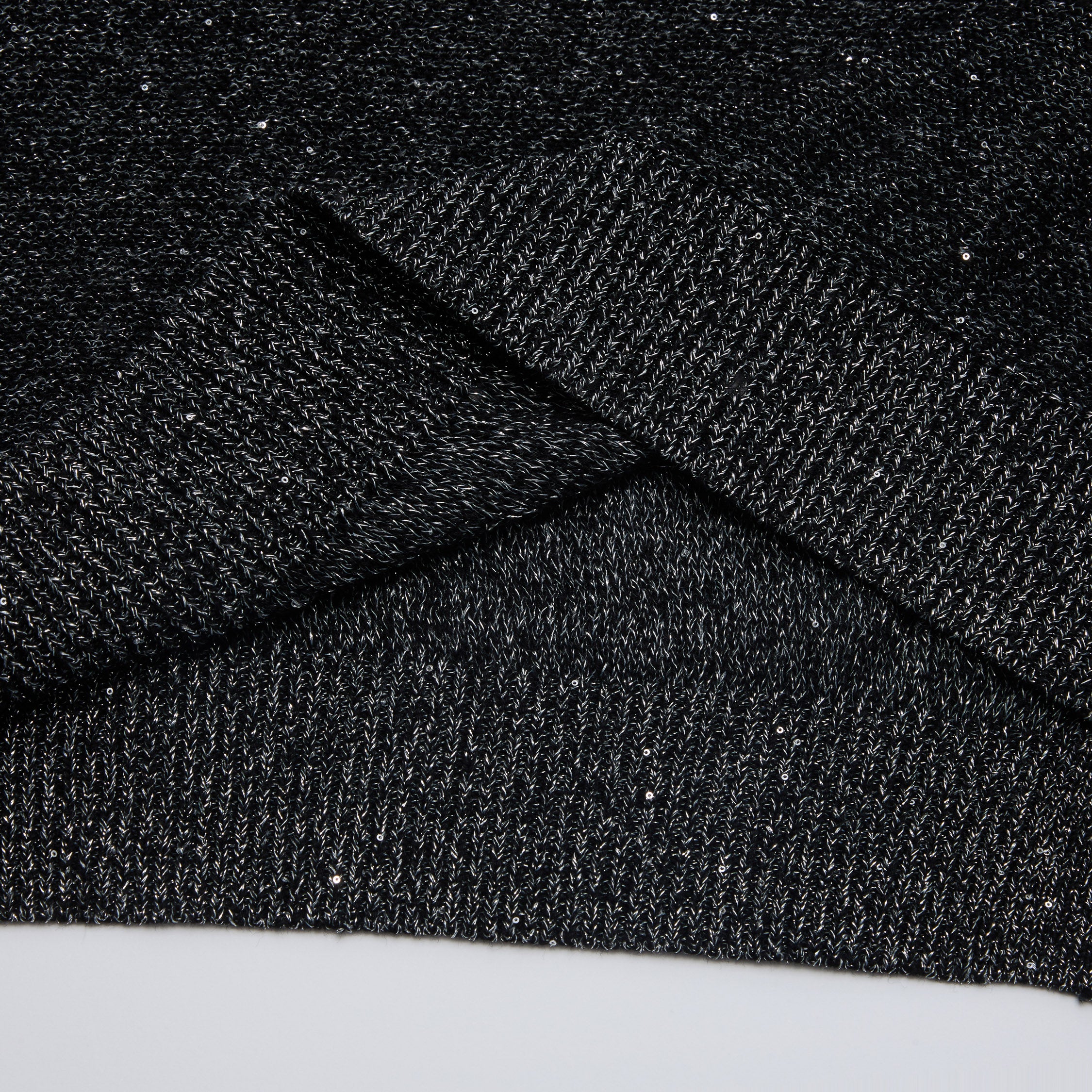 “Spring Diary”真絲長絨棉細針柔感星點針織上衣—Night Ink 星夜墨影