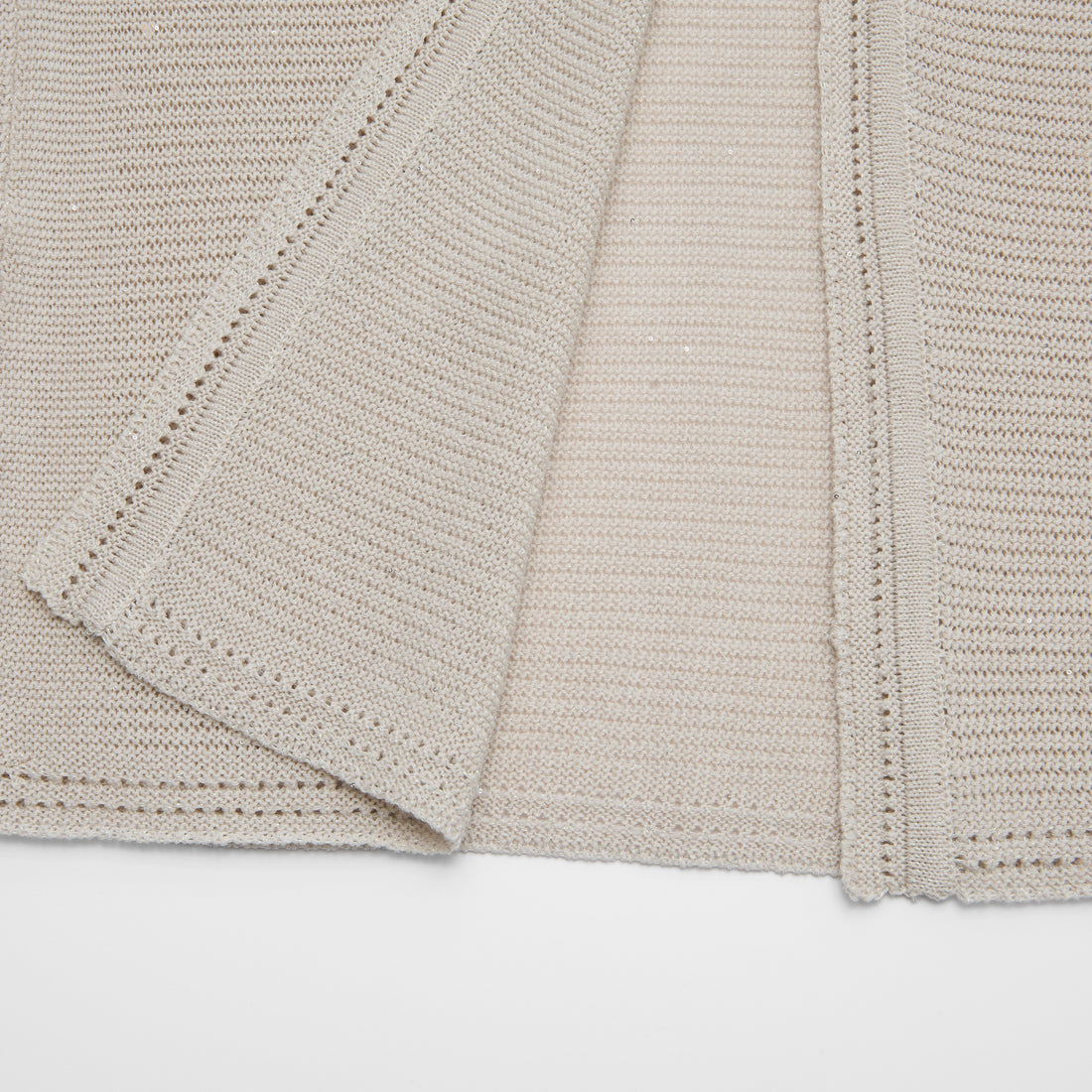 “Spring Diary”真絲長絨棉細針柔感星點針織開衫—Morning Frost 晨霜微光