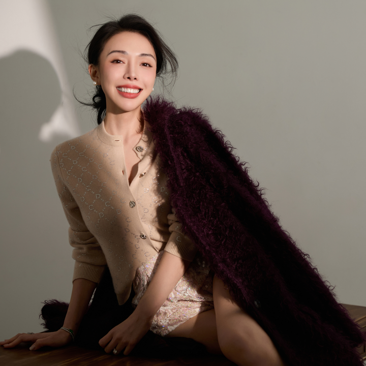 “Winter Diary” 馬海毛蓬鬆立體絨圈長大衣—Bordeaux Nightfall夜色波爾多