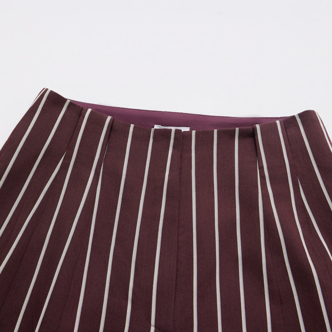 "Speak Sleek."義大利頂級羊毛直條西裝九分褲—Rouge Nuit醺紅夜語