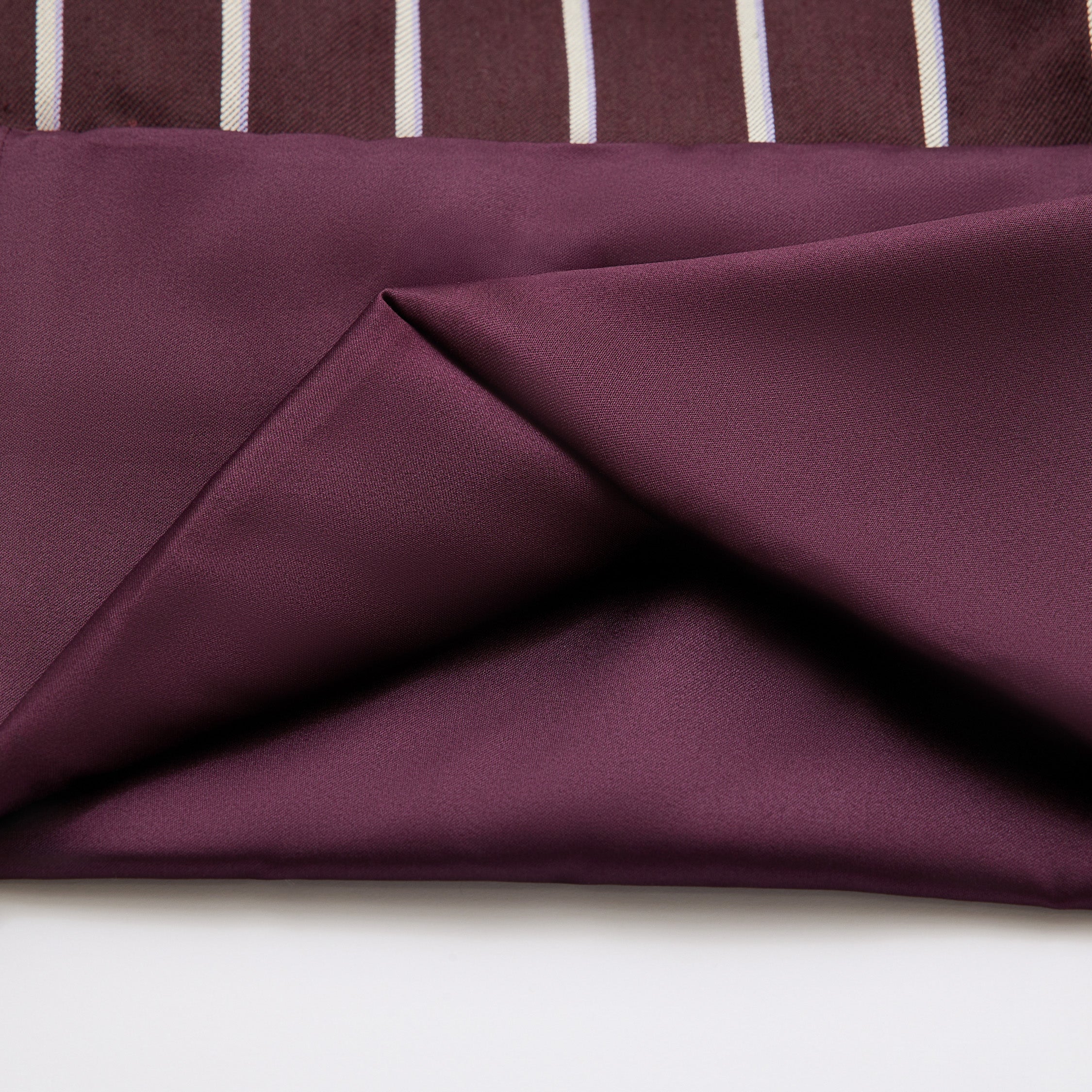 "Speak Sleek."義大利頂級羊毛直條西裝九分褲—Rouge Nuit醺紅夜語