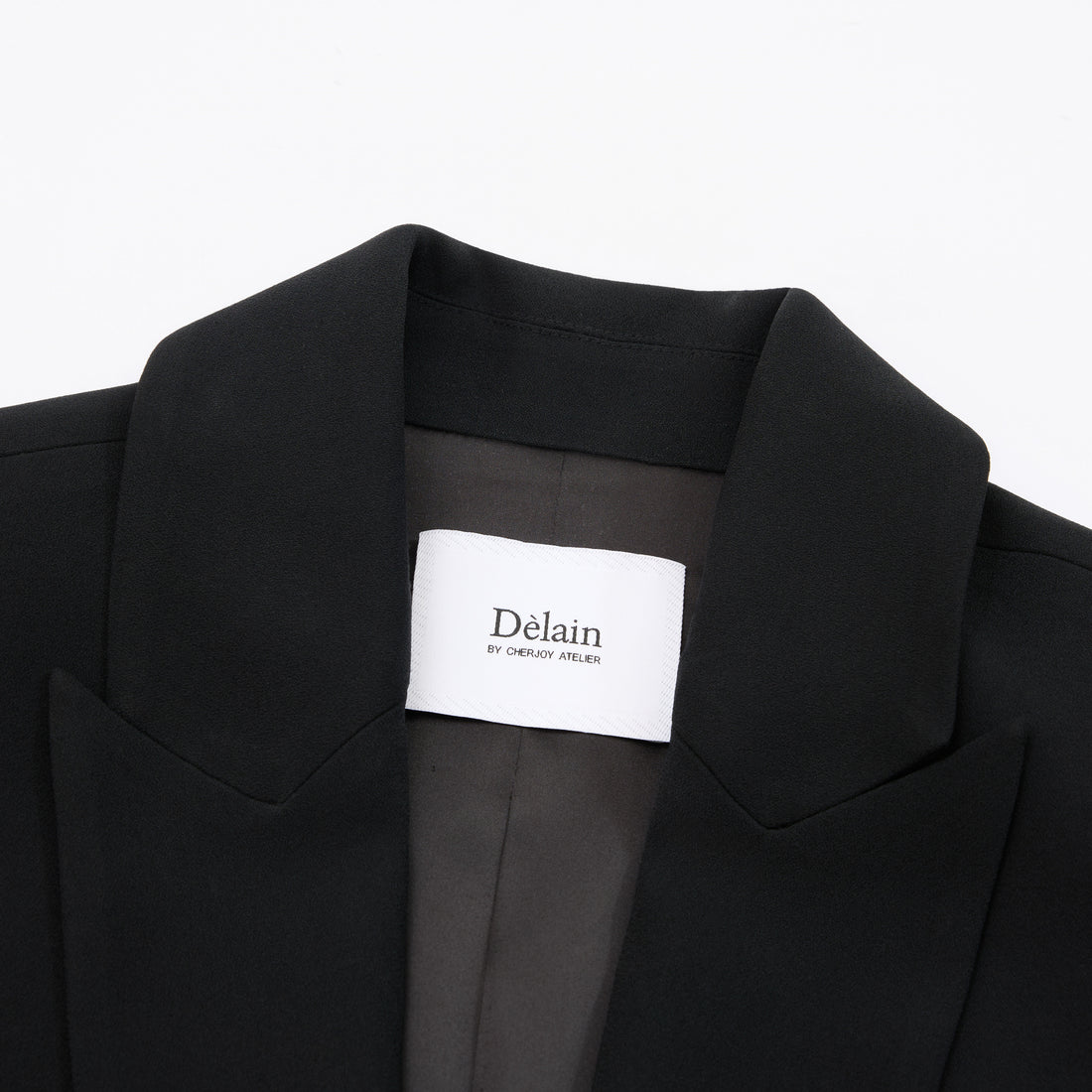 "Speak Sleek." 立體剪裁修身西裝外套—Umber Breath烏沉之息