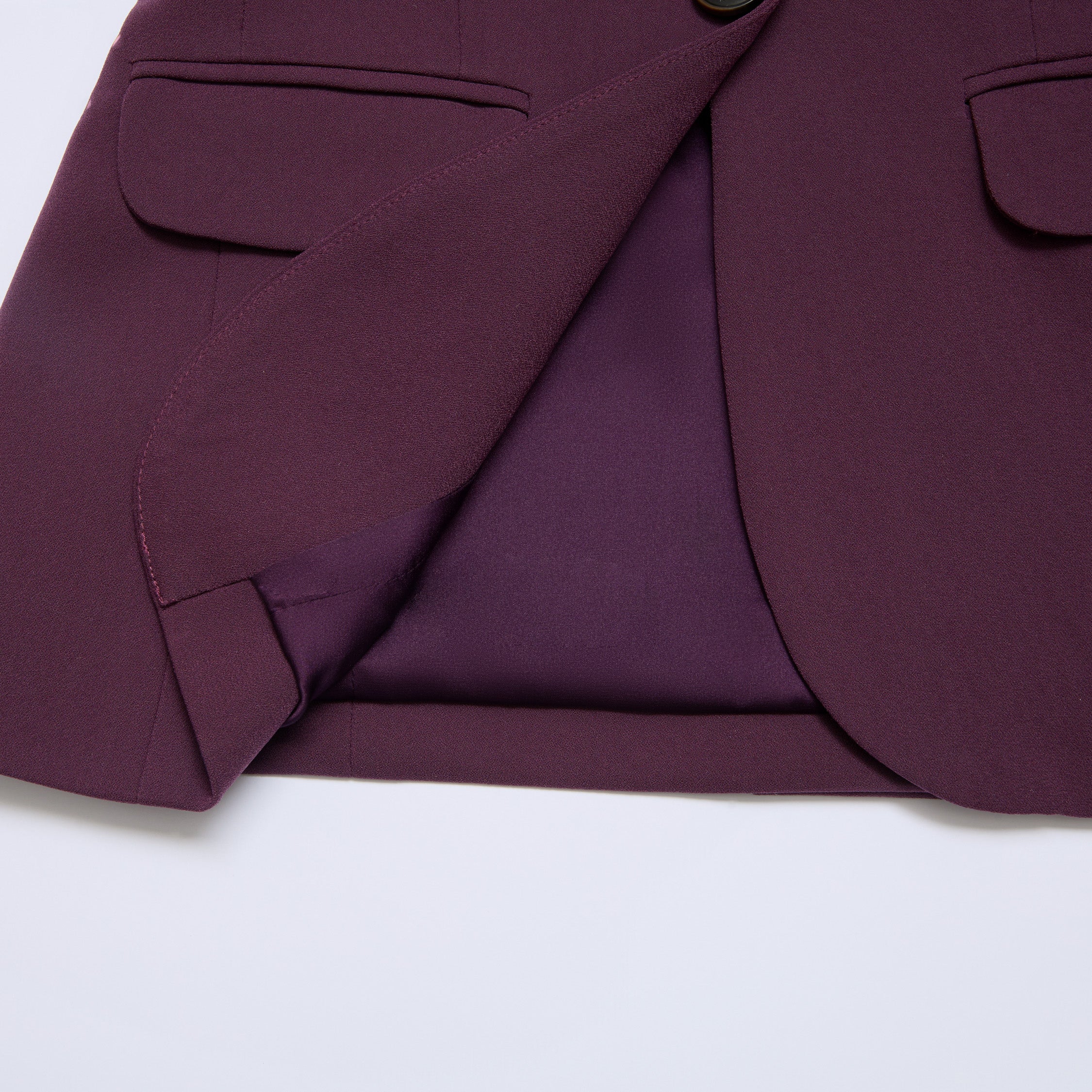 "Speak Sleek." 立體剪裁修身西裝外套—Velvet Reverie沈醉絲絨