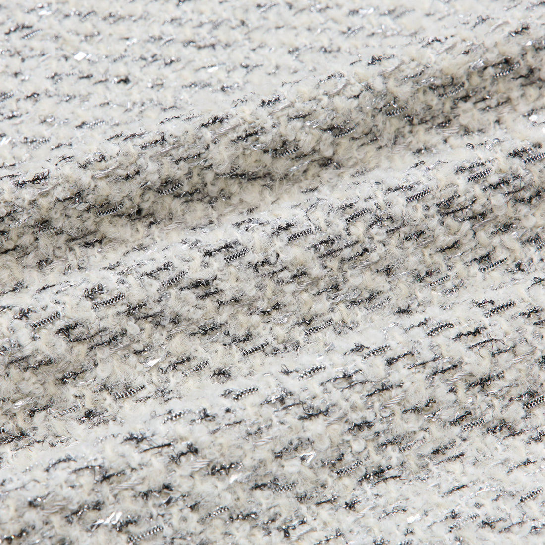 “Sloane Ave."法國高級訂製蓬圈銀織花呢短褲—Silver Mist輕雪銀花