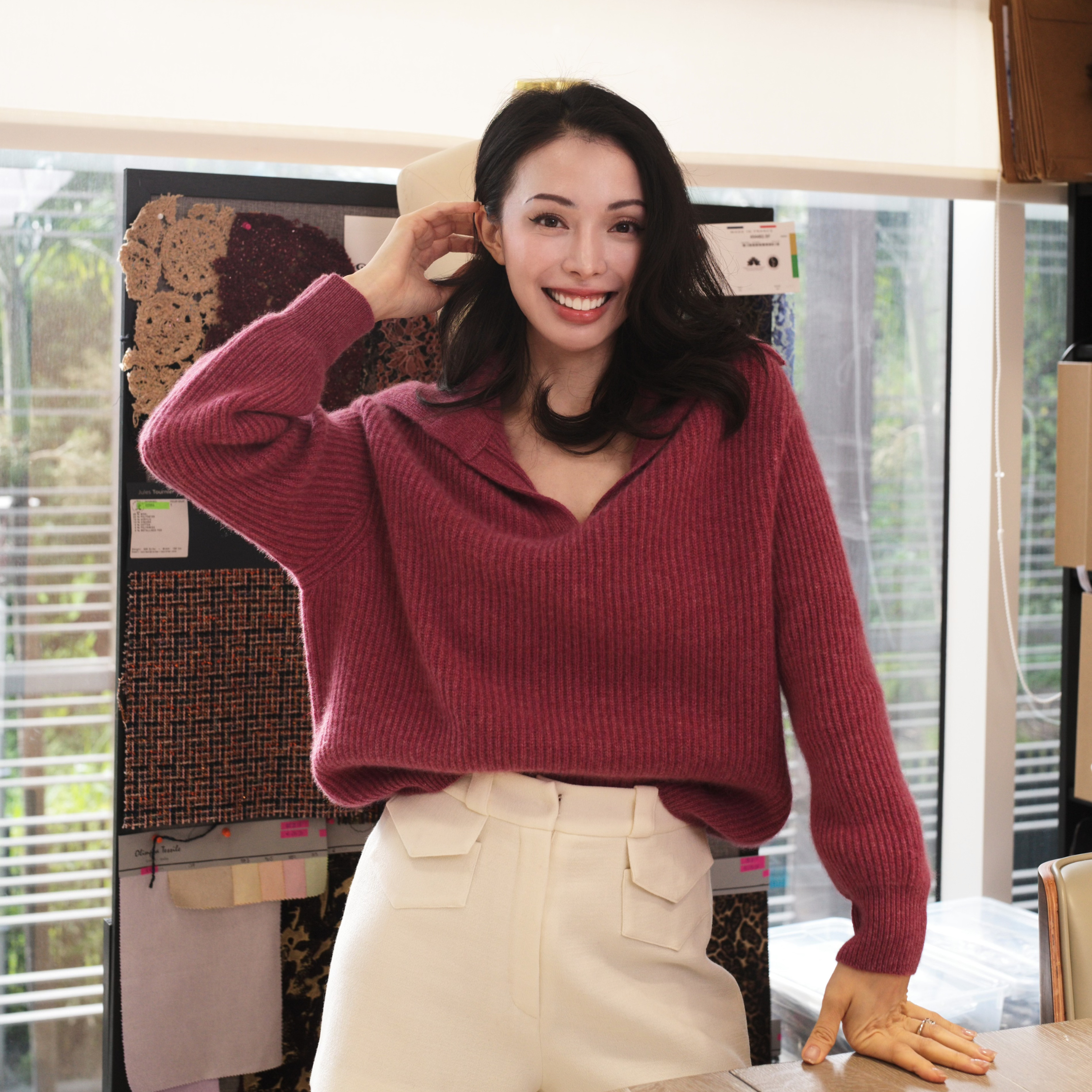 "Winter Diary" 100% Cashmere 粗針大翻領上衣（Yarn by Loro Piana)—Cranberry Wine醺紅莓酒