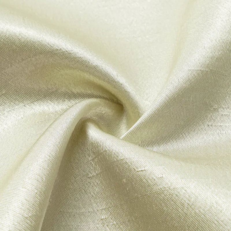 “Sloane Ave glam.” 鏤空設計襯衫— 氣泡綠 (霧面/緞面)