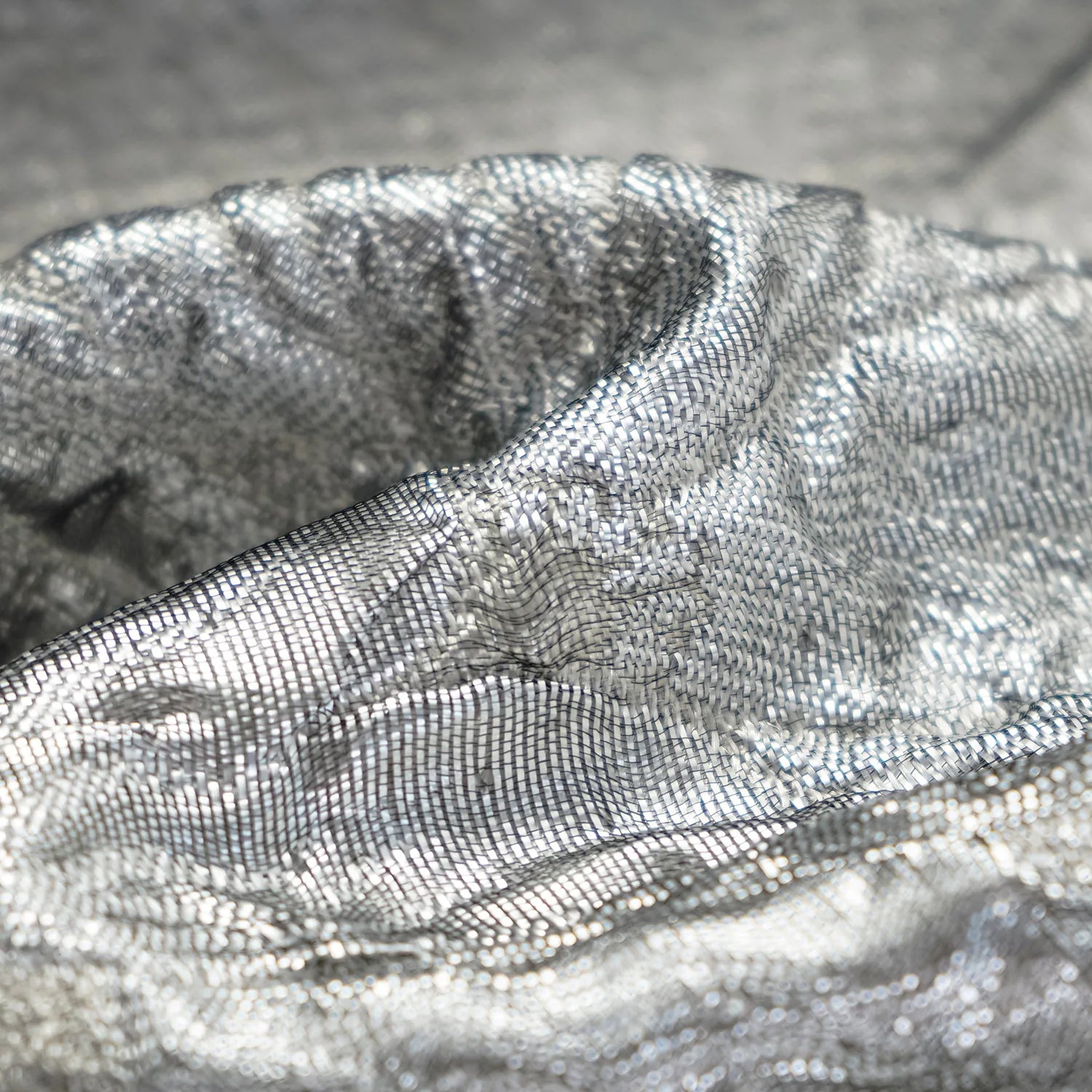 “Imperial Garden Gala“ 義大利提花國風洋裝 — 銀