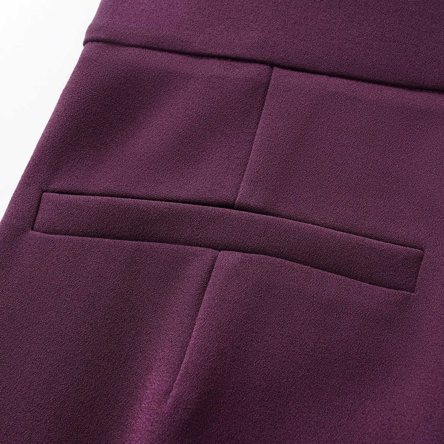 ”The Atelier.” 抗皺肌理醋酸高級訂製軟馬甲工藝高腰九分褲—葡萄紫