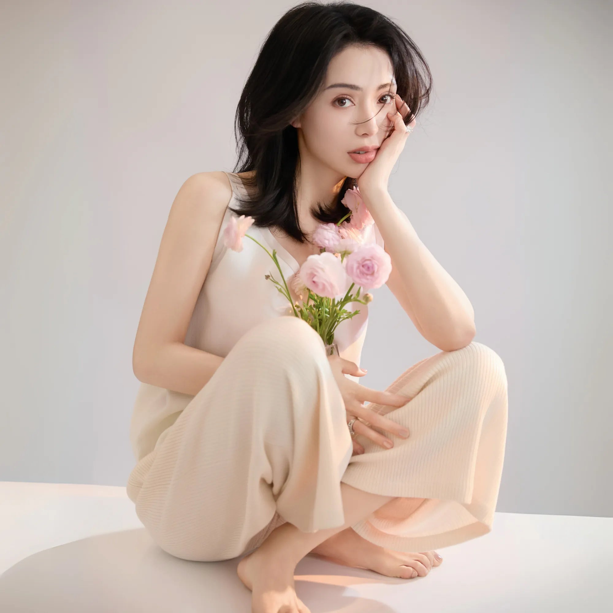 “Spring diary.” Silk Cashmere真絲喀什米爾針織立體打褶闊腿褲—Ivory