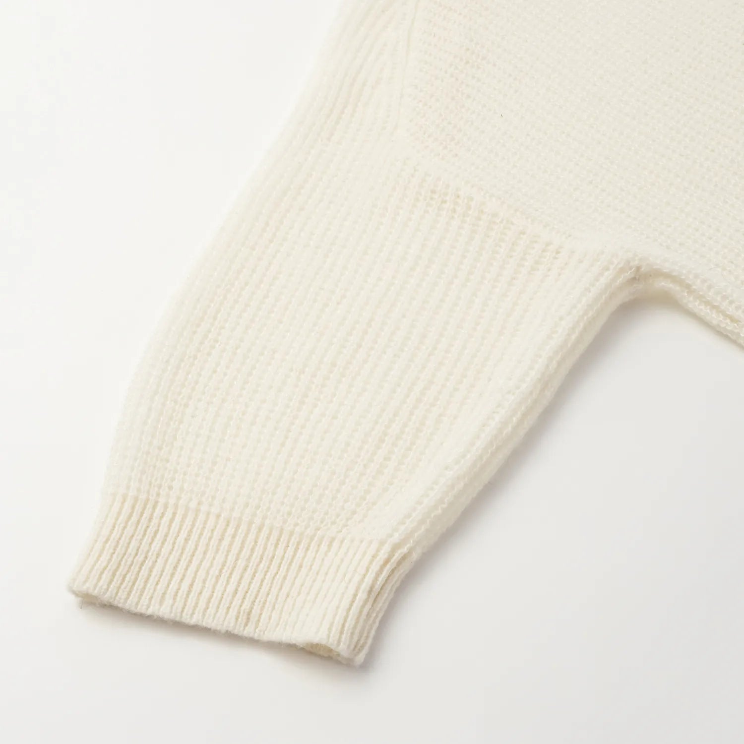 “Autumn Diary”真絲喀什米爾中高領長版上衣—Milk