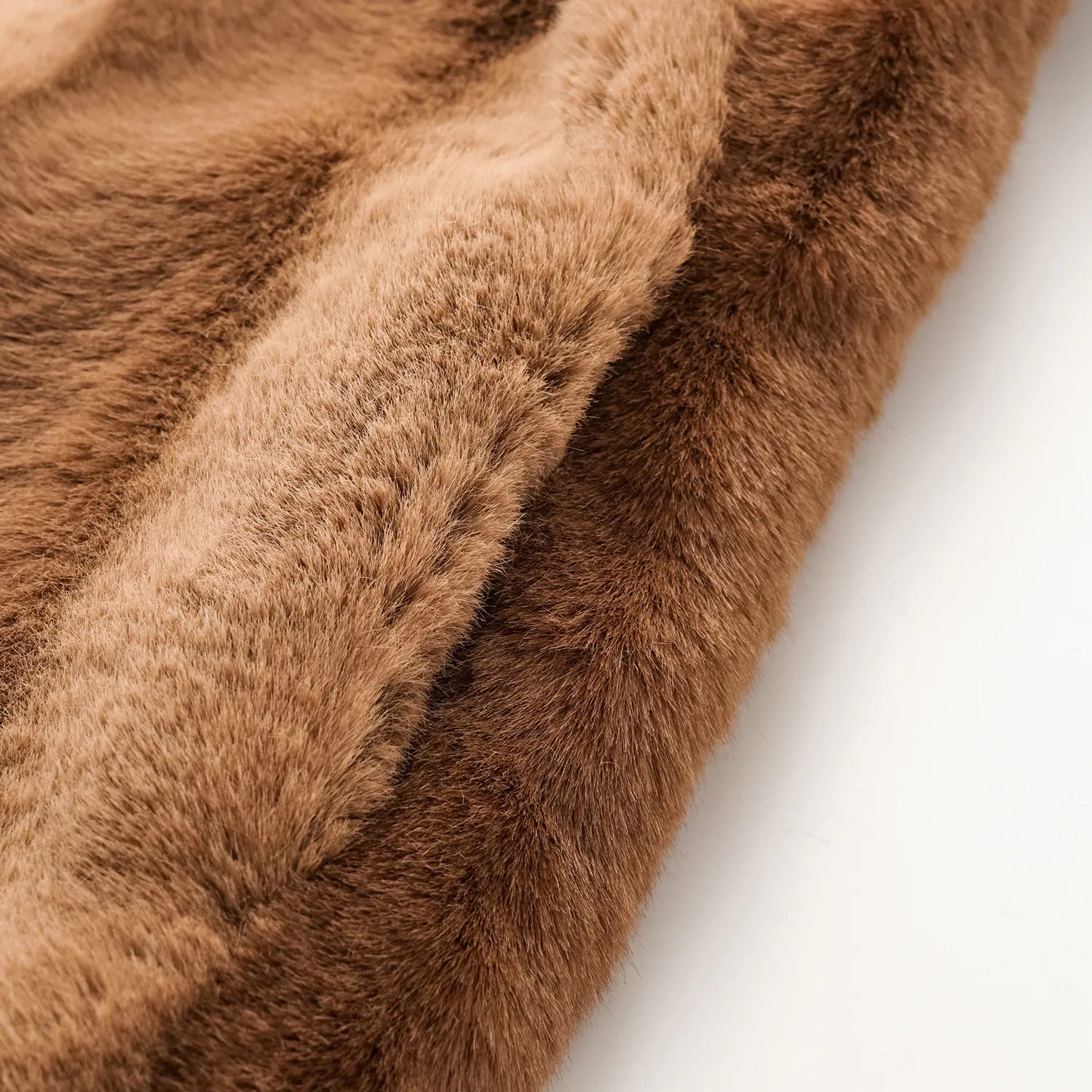 “Winter Diary” 科技皮草國風馬甲外套—紫貂金