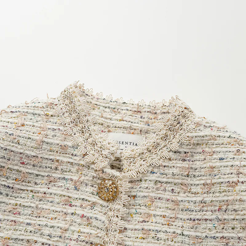 "Chelsea Citywalk" Lace-trimmed Tweed Short Jacket - Crème Brûlée 