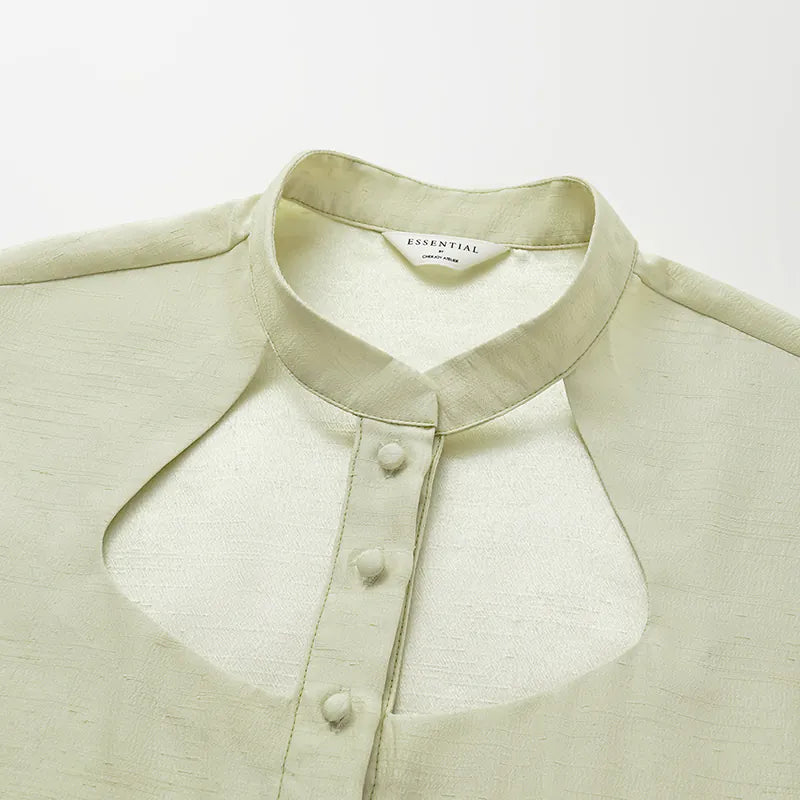 “Sloane Ave glam.” 鏤空設計襯衫— 氣泡綠 (霧面/緞面)