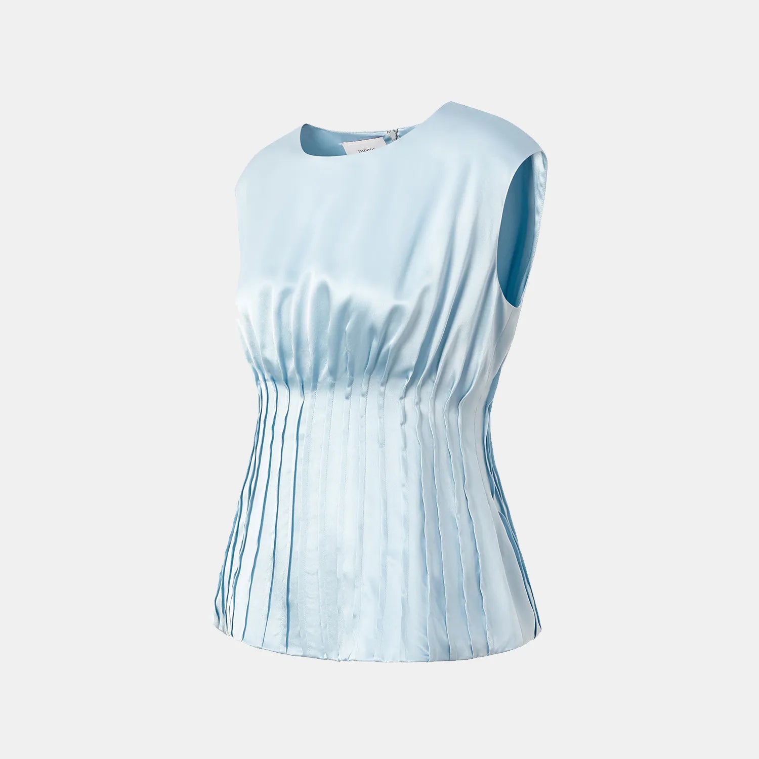 “Date night elegance. ” 100% 真絲立褶上衣— 天藍