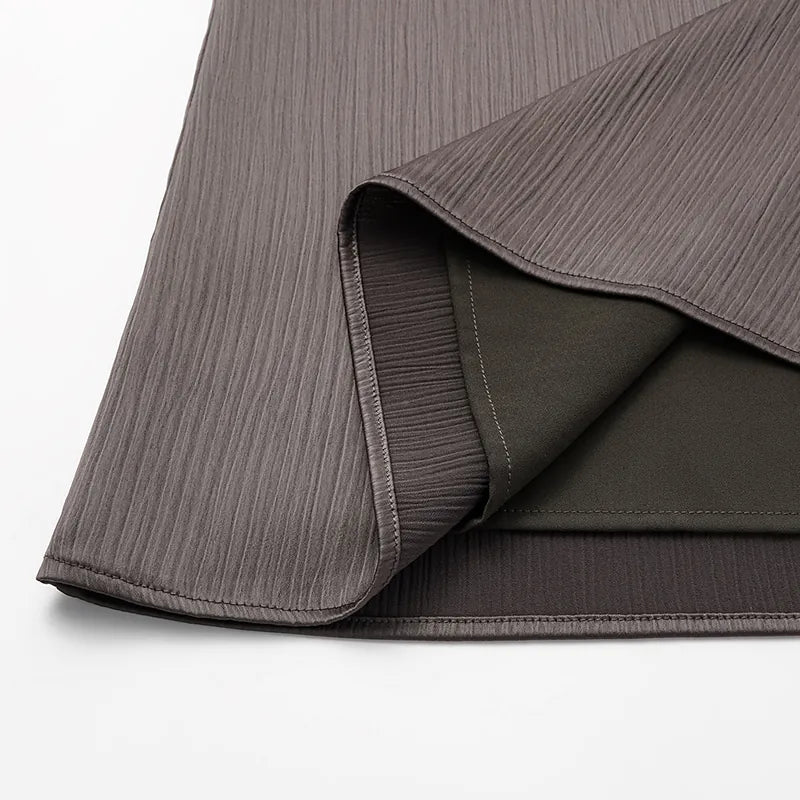 “Easy Go Chic” 韓國壓褶工藝面料背心— 皮革咖