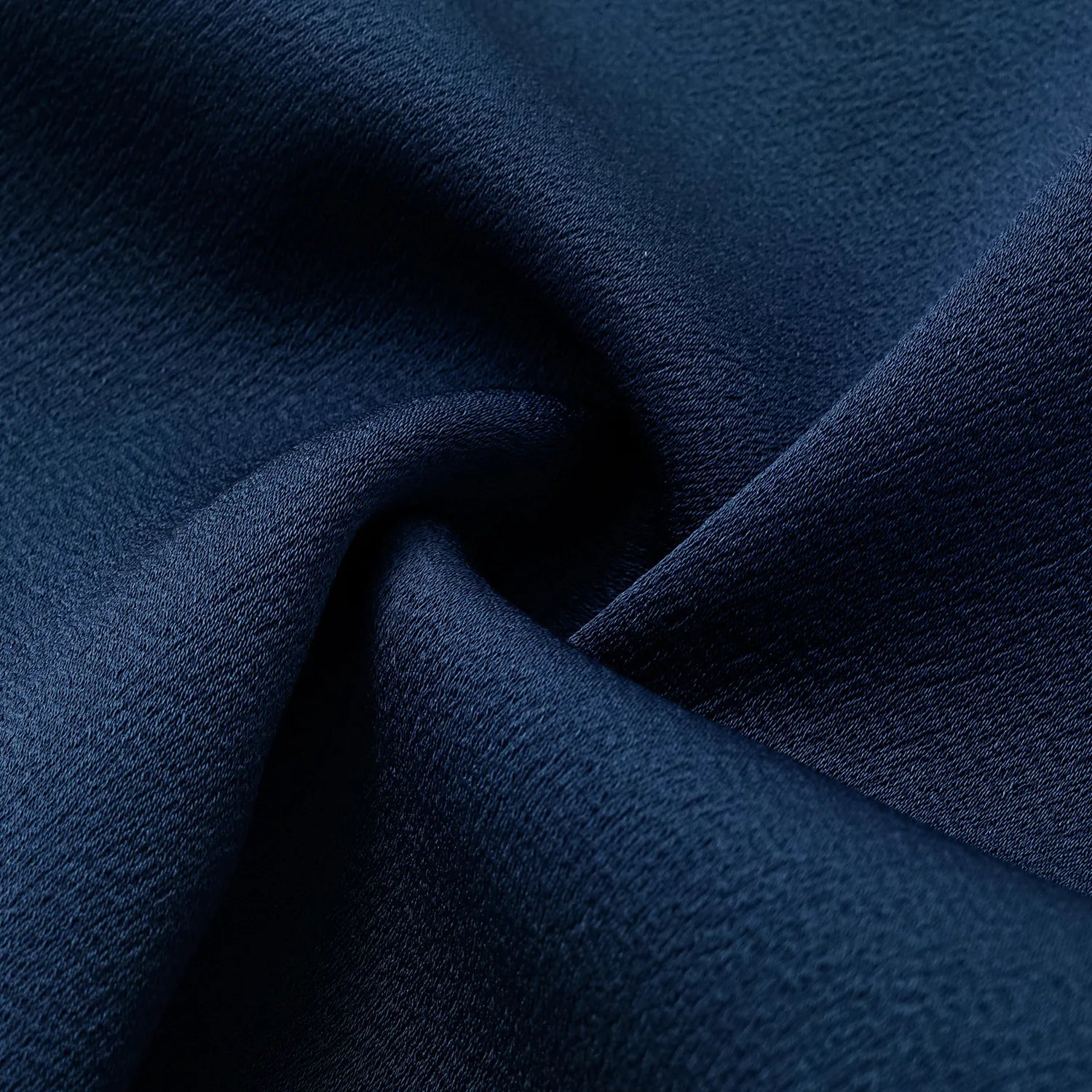 “Easy-go Chic” 重磅醋酸休閑款上衣—藍