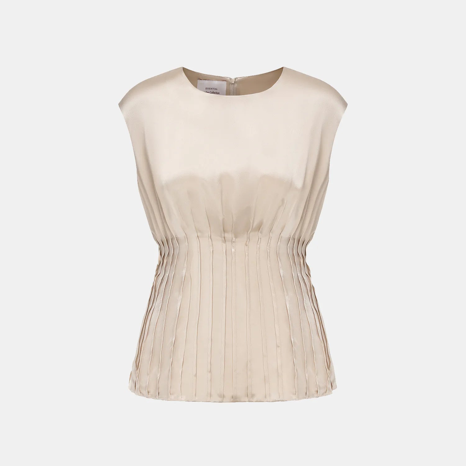 “Date night elegance. ” 100% 真絲立褶上衣— 淺啞金