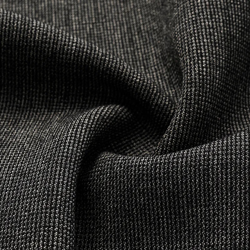 “Essential Golf Collection” 科技面料休閒九分褲— 黑