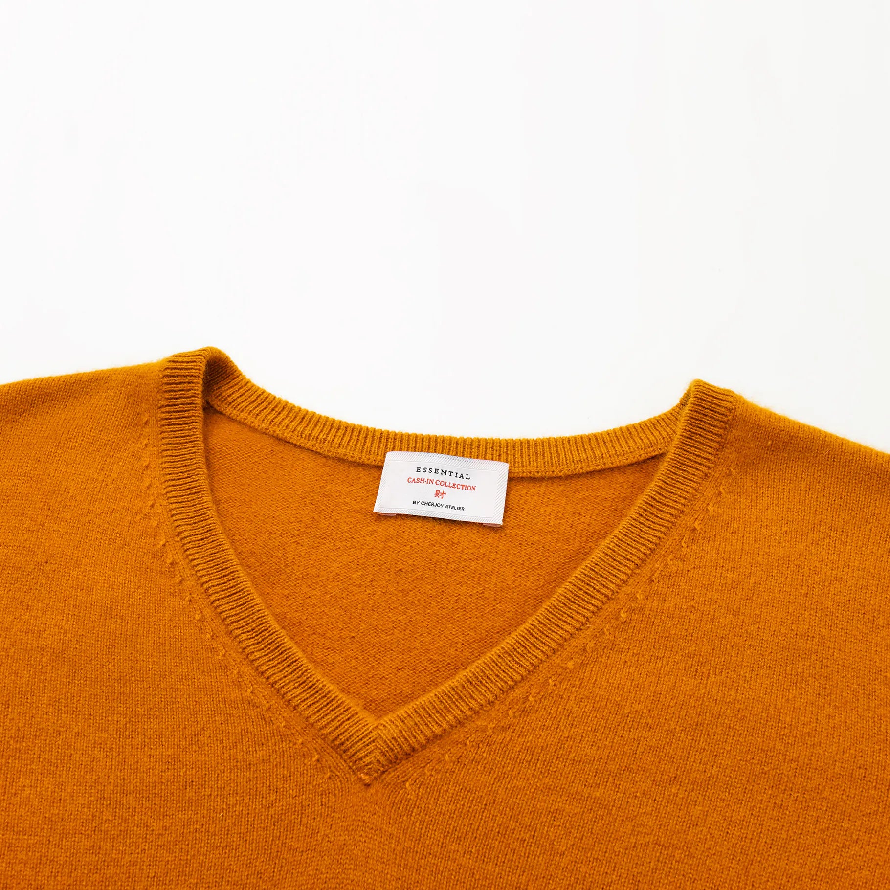 “Cash-In Collection 財“ 100% Baby Cashmere 五分袖V領上衣（Yarn by Loro Piana）— 南瓜橘