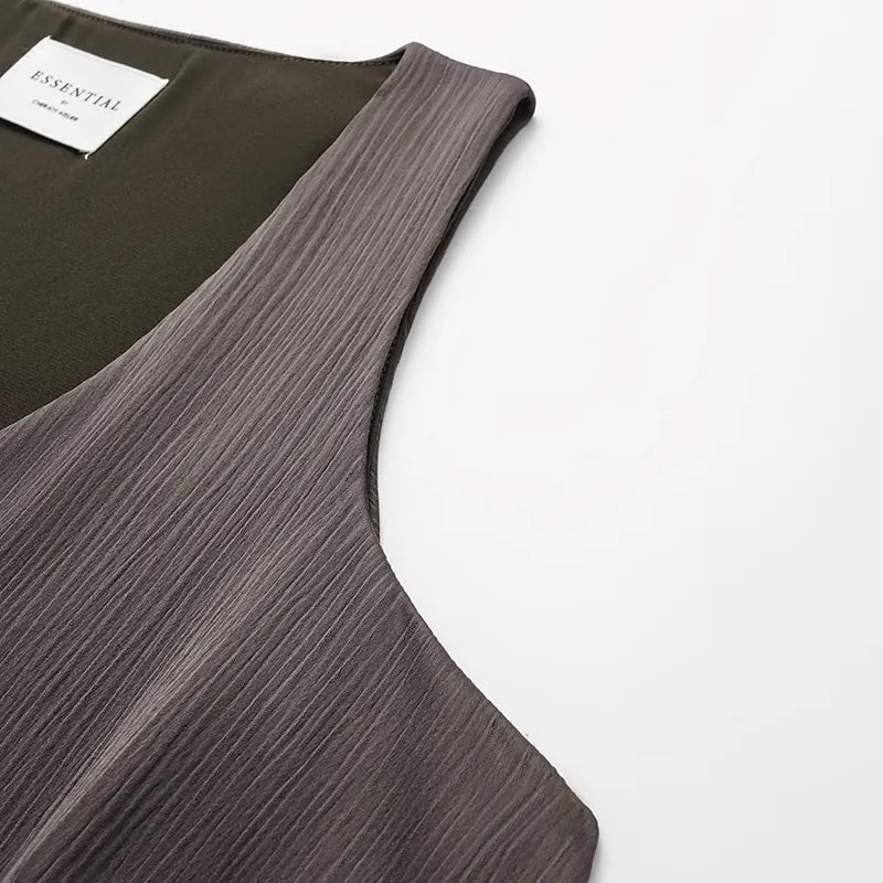 “Easy Go Chic” 韓國壓褶工藝面料背心— 皮革咖