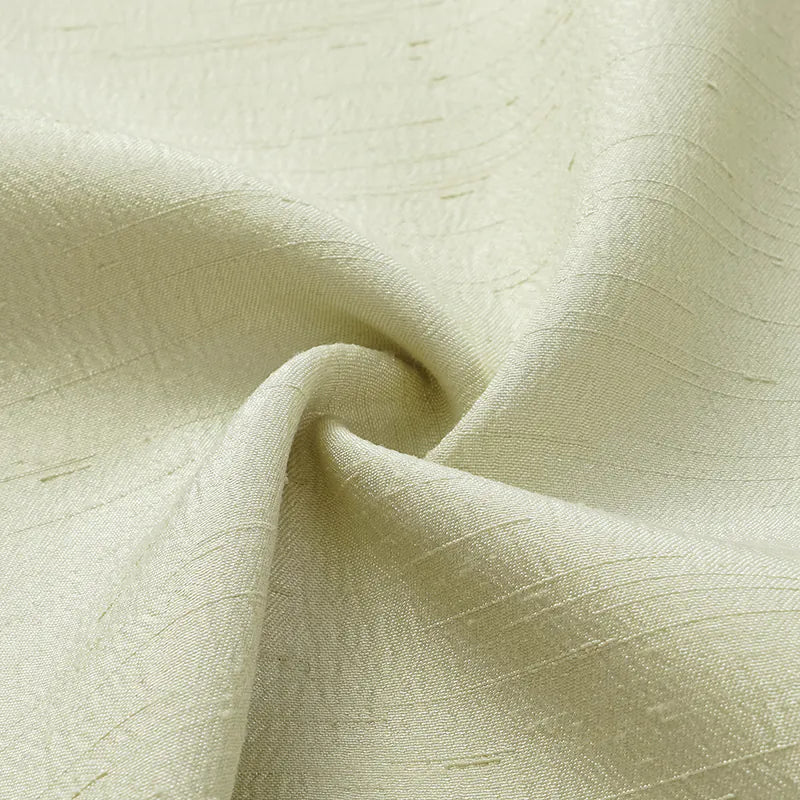 “Sloane Ave glam.” 鏤空設計襯衫— 氣泡綠 (霧面/緞面)