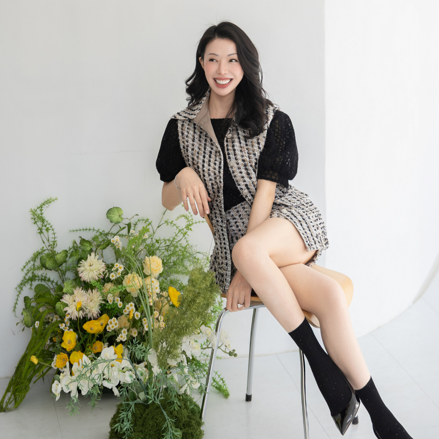 “Quiet Mastery.”法國立織絨圈點花工藝蕾絲上衣—Floral Nocturne詩花夜曲